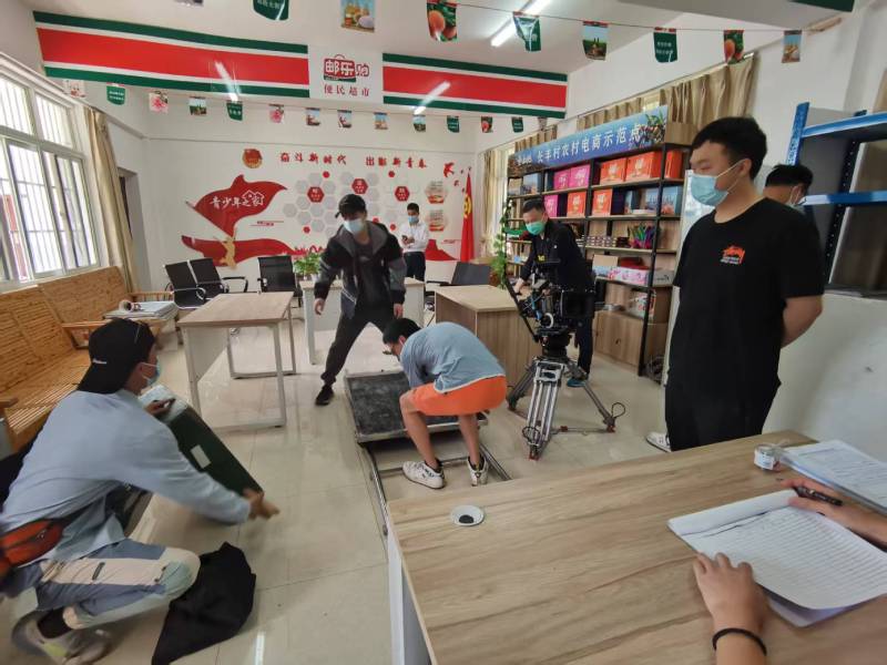 青河县广告片拍摄公司：极简主义践行者，少即是多的视觉哲学